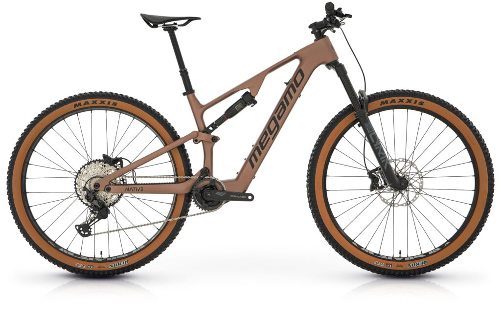 megamo-NATIVE-20-funbike2.jpg